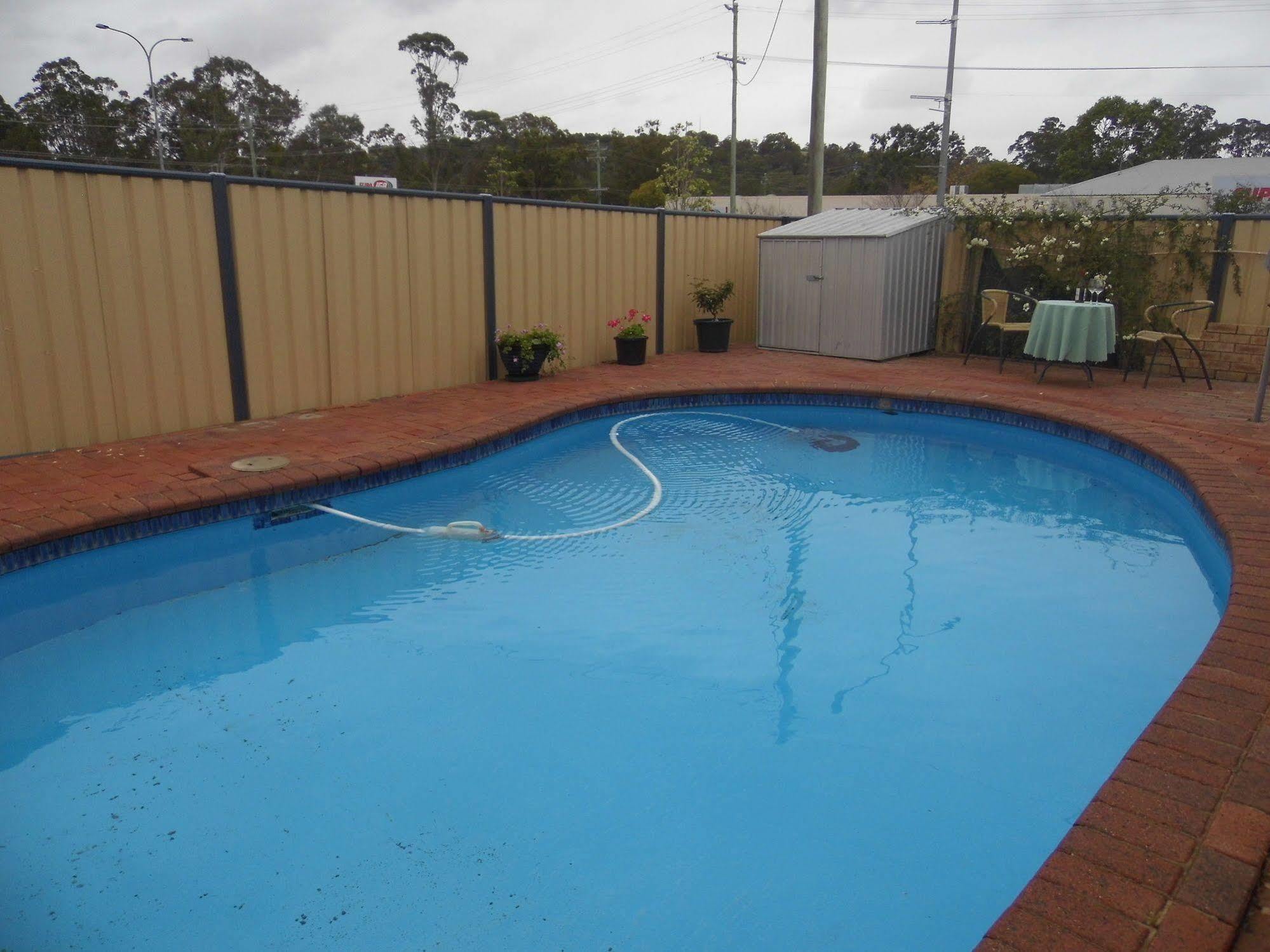 Nanango Fitzroy Motel מראה חיצוני תמונה
